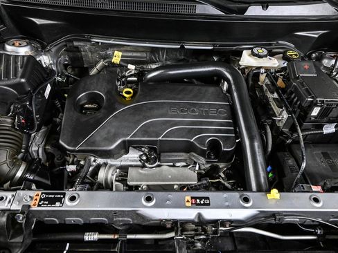 Used 2024 Chevrolet Equinox LT image 34