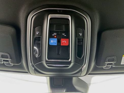 Used 2025 Jeep Grand Cherokee L Laredo RWD image 20