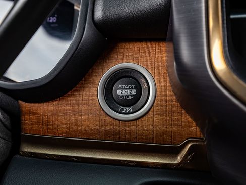 Used 2024 RAM 3500 Limited w/ Towing Technology Group image 22