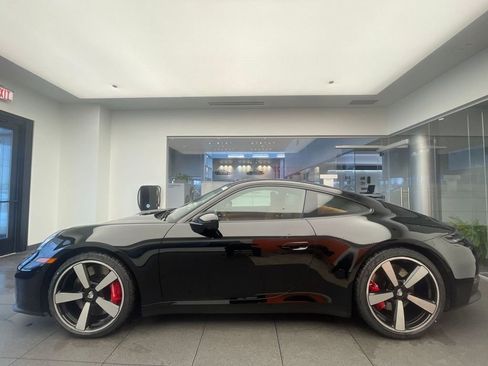 New 2026 Porsche 911 Carrera 4S AWD/4WD image 2