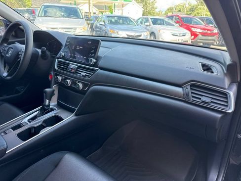 Used 2019 Honda Accord LX image 15