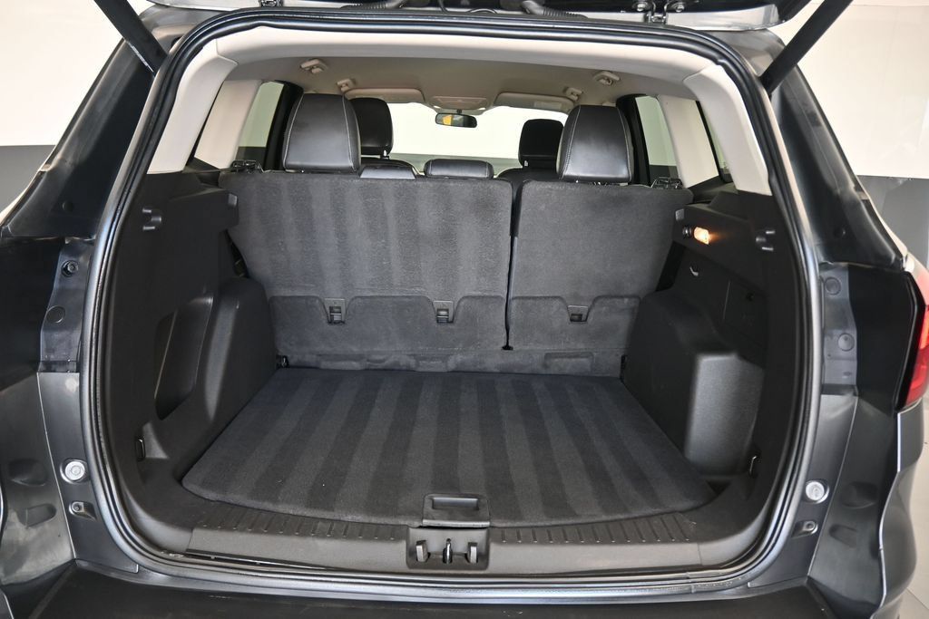 Used 2019 Ford Escape SEL AWD/4WD image 44