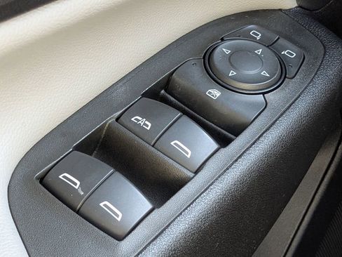 Certified 2024 Chevrolet Equinox LS image 25