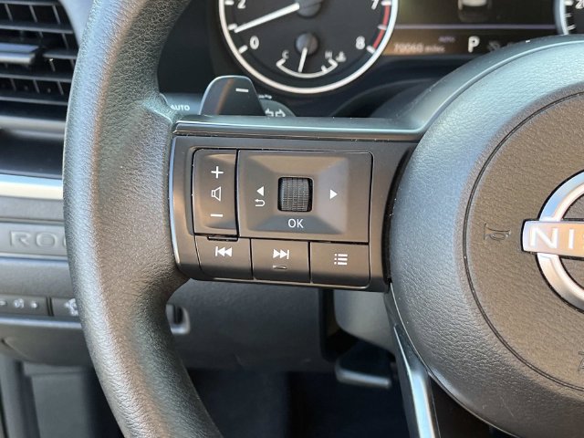 Used 2024 Nissan Rogue S AWD/4WD image 27