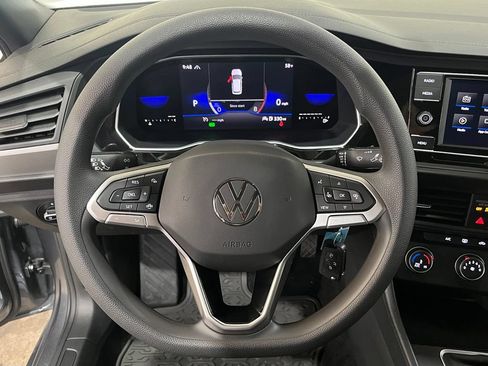 Used 2022 Volkswagen Jetta Sport FWD image 21