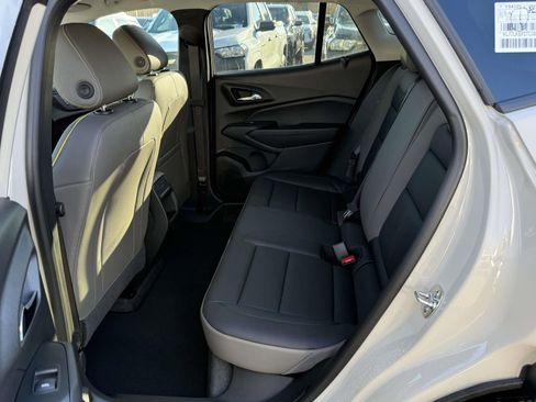 New 2026 Chevrolet Trax ACTIV w/ Sunroof Package image 22