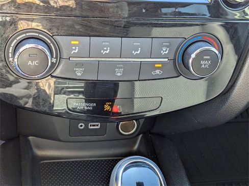 Used 2021 Nissan Rogue Sport S image 20