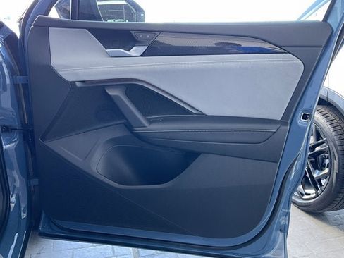 New 2026 Volkswagen Tiguan SE R-Line image 19