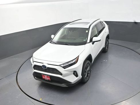 Certified 2024 Toyota RAV4 Limited w/ Advanced Technology Package AWD/4WD image 25