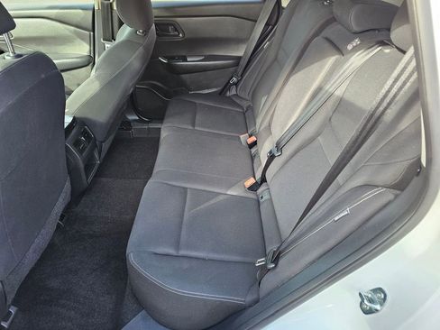 Certified 2024 Nissan Rogue S image 10