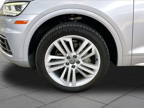 Used 2019 Audi Q5 2.0T Premium Plus w/ Premium Plus Package AWD/4WD image 11