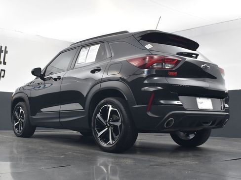 Used 2023 Chevrolet TrailBlazer RS image 28