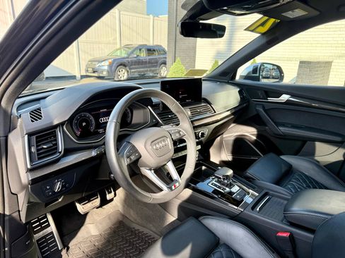 Used 2021 Audi SQ5 Premium Plus w/ Premium Plus Package image 16