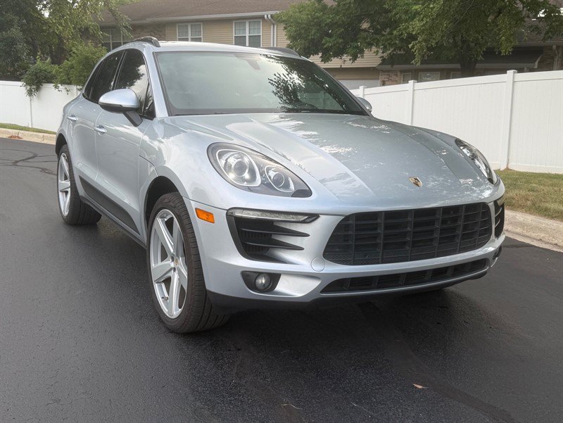 Used 2016 Porsche Macan S AWD/4WD image 4