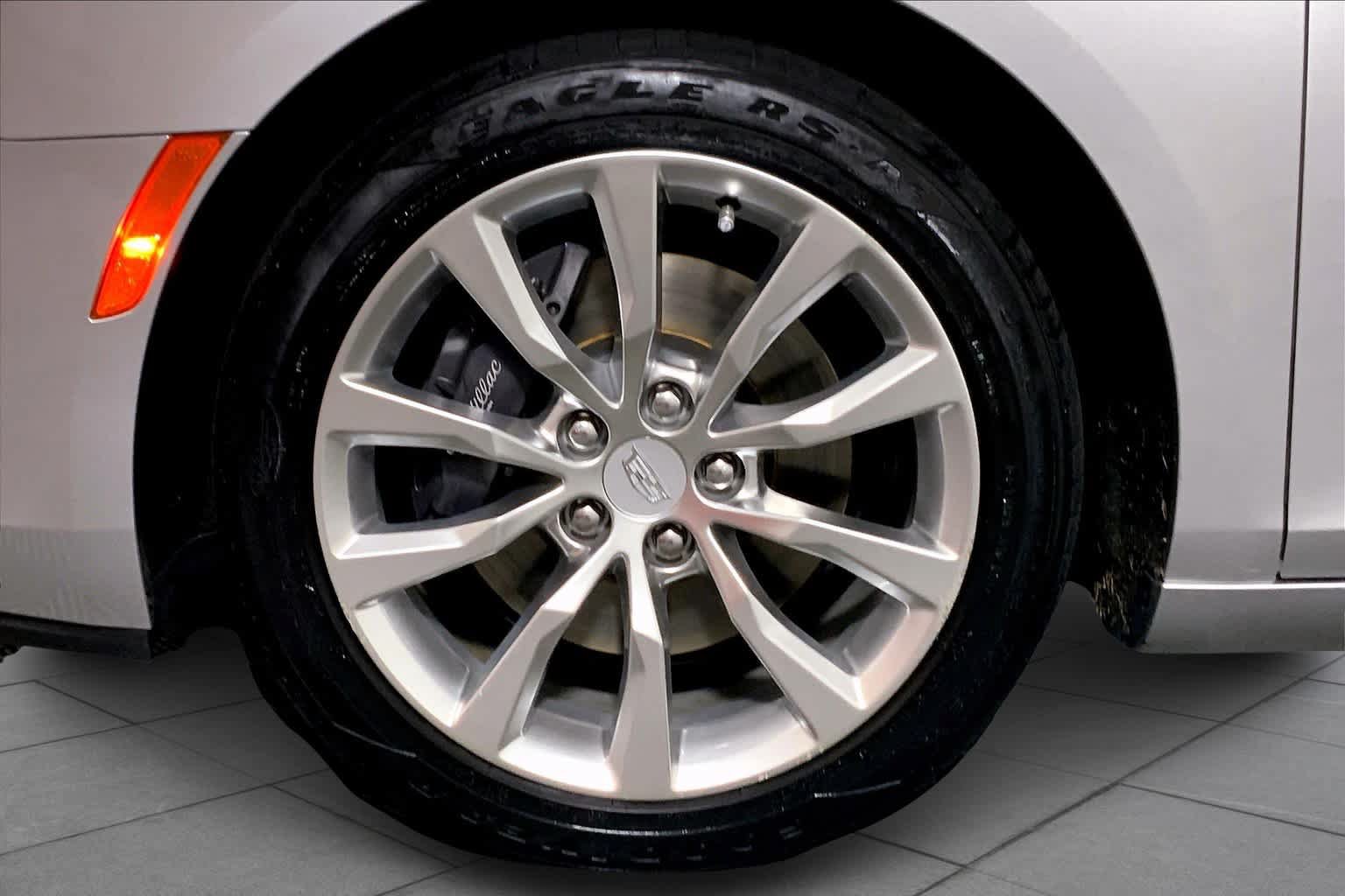 Used 2016 Cadillac XTS Luxury w/ Driver Awareness Package FWD image 10