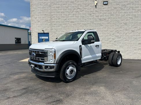 New 2026 Ford F550 4x4 Regular Cab Super Duty image 4