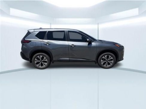 Used 2023 Nissan Rogue SV AWD/4WD image 5