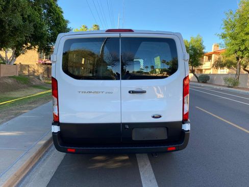 Used 2024 Ford Transit 250 T-250 130 Low Rf 9070 GVWR RW w/ Exterior Upgrade Package image 7