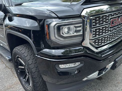 Used 2017 GMC Sierra 1500 Denali AWD/4WD image 30