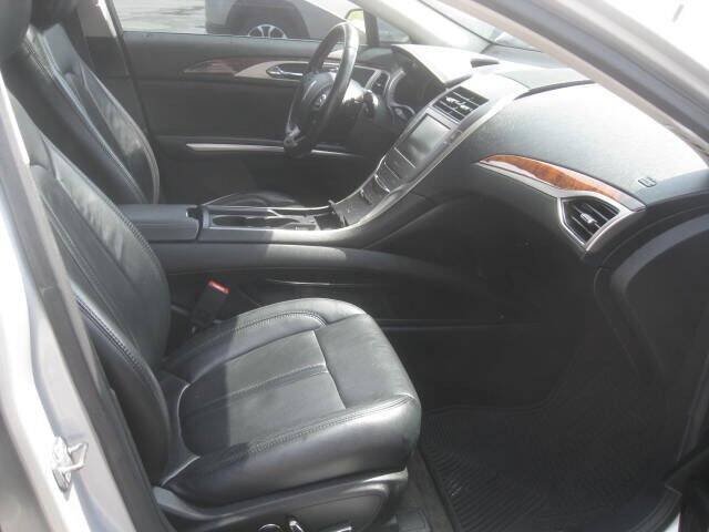 Used 2015 Lincoln MKZ AWD w/ Equipment Group 102A Reserve image 27