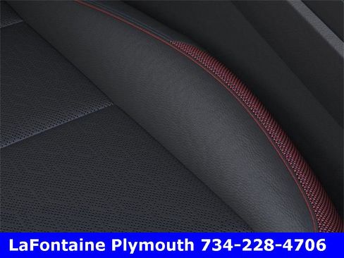 New 2025 Chevrolet Equinox RS w/ Convenience Package III image 21