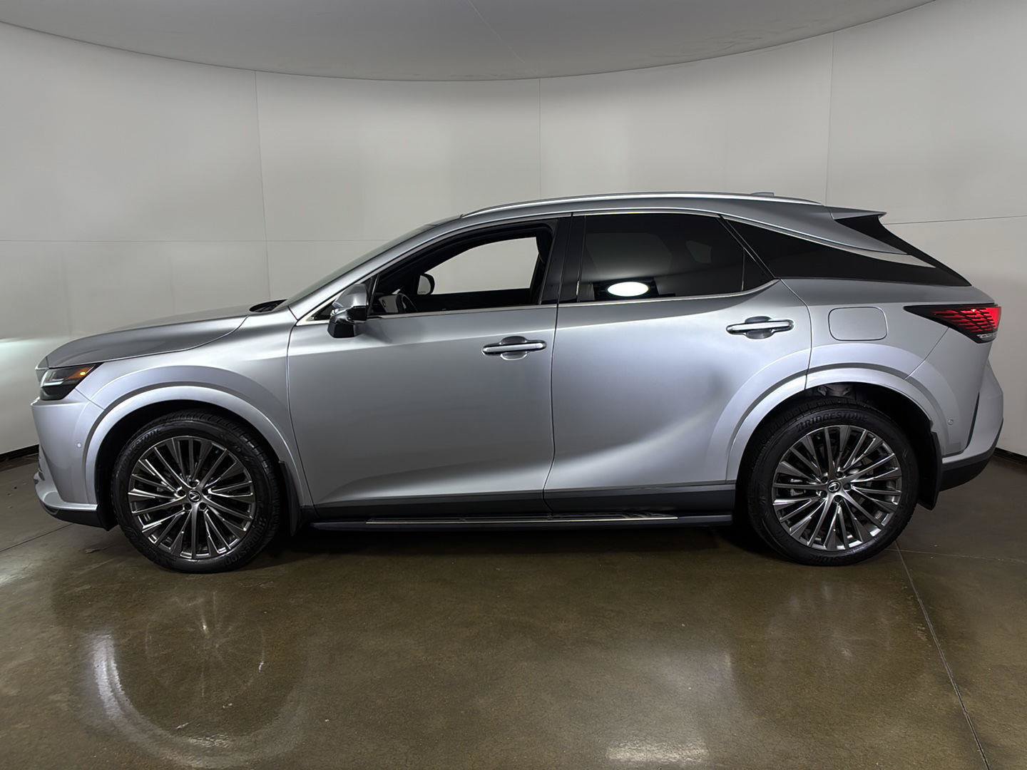 Used 2024 Lexus RX 350 w/ Convenience Package AWD/4WD image 24