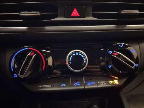 Certified 2023 Hyundai Kona SEL w/ Cargo Package AWD/4WD image 18