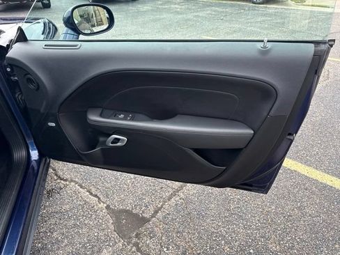 Used 2015 Dodge Challenger SXT Plus w/ Technology Group RWD image 12