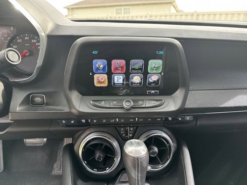 Used 2016 Chevrolet Camaro SS image 32