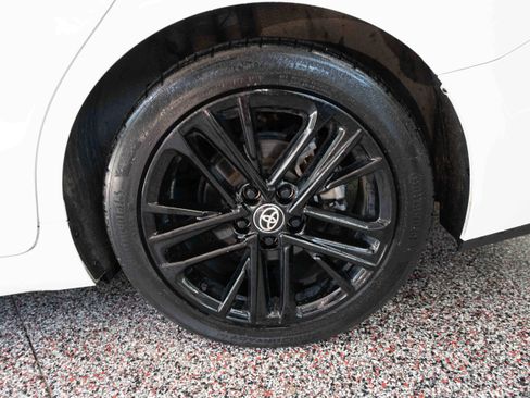 Used 2025 Toyota Camry SE FWD image 28