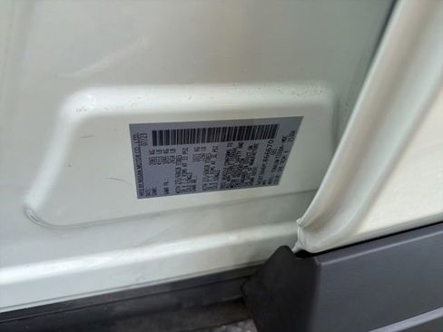 Used 2023 Nissan Rogue SV FWD image 9