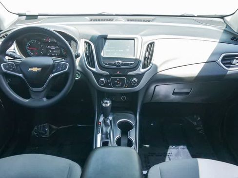 Used 2018 Chevrolet Equinox LS FWD image 11