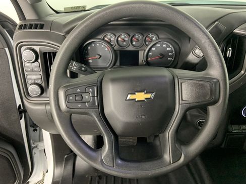 Used 2022 Chevrolet Silverado 1500 Custom image 27