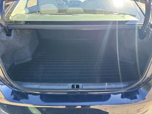 Used 2021 Subaru Impreza 2.0i Limited image 19