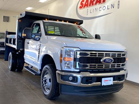 New 2026 Ford F350 XL w/ XL Chrome Package image 2