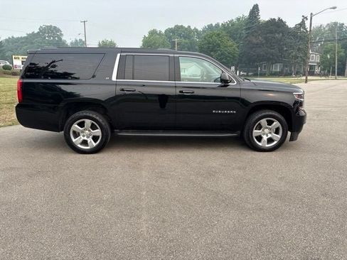 Used 2018 Chevrolet Suburban LT AWD/4WD image 2