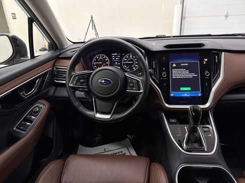 Certified 2022 Subaru Outback Touring AWD/4WD image 14