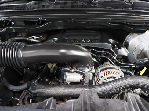 Used 2019 RAM 1500 Big Horn AWD/4WD image 31