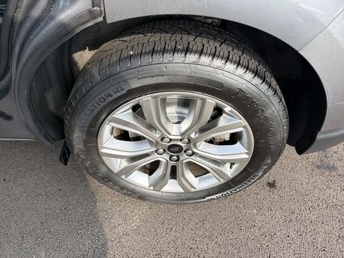 Used 2024 Ford Edge Titanium AWD/4WD image 18
