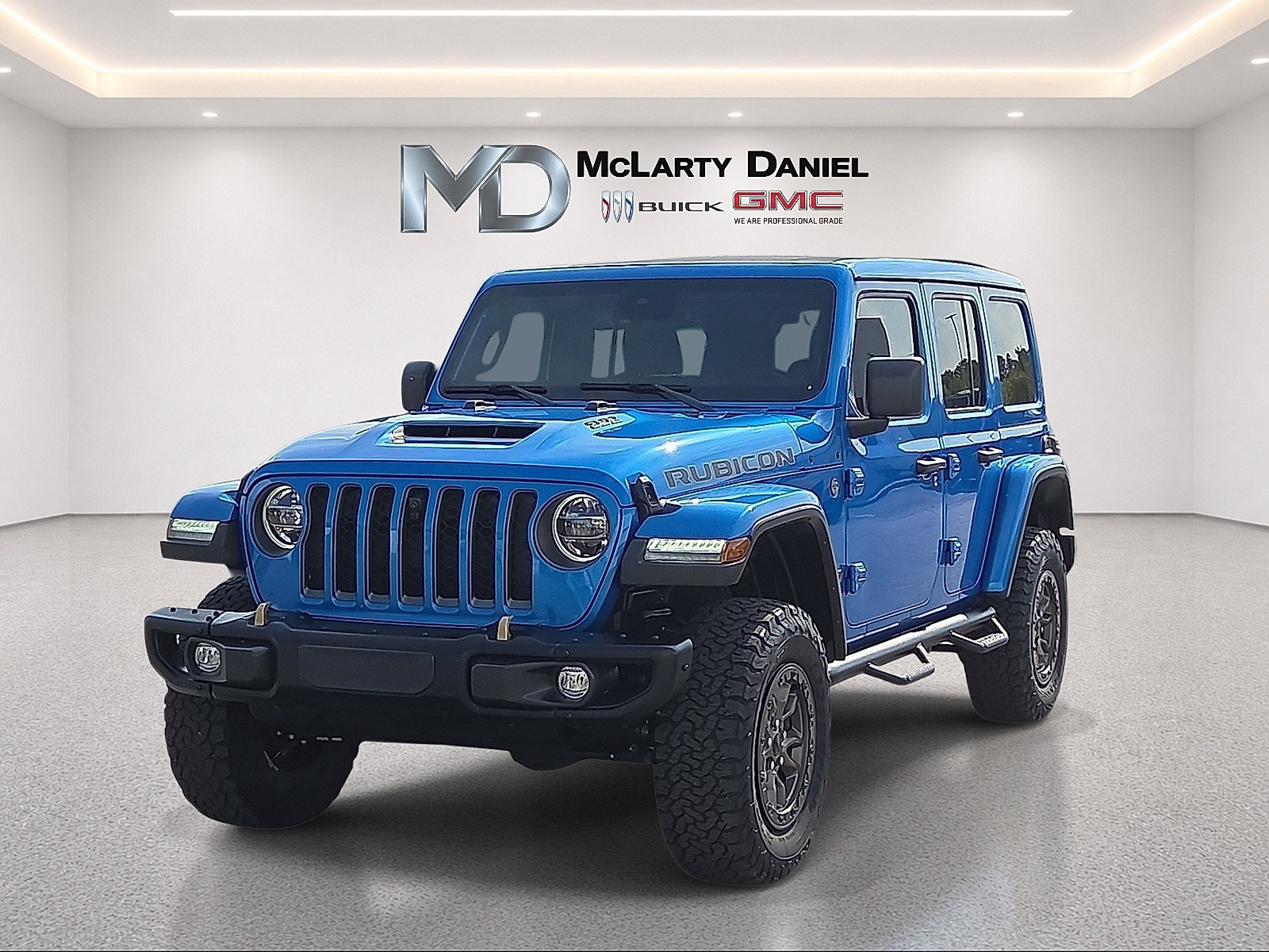 Used 2022 Jeep Wrangler Unlimited Rubicon w/ Trailer Tow Package AWD/4WD image 3