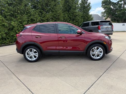 Used 2023 Buick Encore GX Preferred w/ Cold Weather Comfort Package FWD image 31