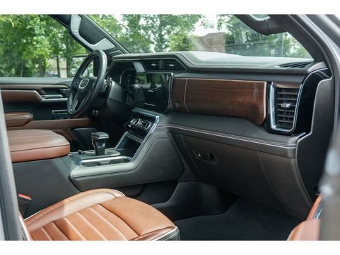 Used 2024 GMC Sierra 1500 Denali Ultimate AWD/4WD image 20