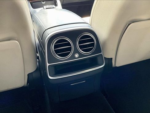 Used 2016 Mercedes-Benz S 550 Sedan image 10