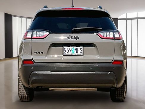 Used 2023 Jeep Cherokee Altitude Lux AWD/4WD image 6
