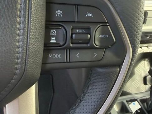 Used 2025 Toyota Tacoma TRD Off-Road w/ TRD Off Road Upgrade Package image 18