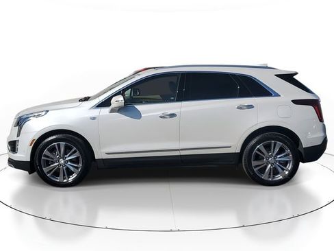 Used 2024 Cadillac XT5 Premium Luxury w/ Platinum Package AWD/4WD image 2