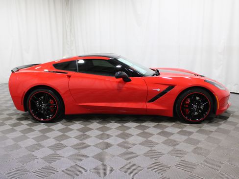 Used 2015 Chevrolet Corvette Z51 3LT w/ 3LT Preferred Equipment Group image 28
