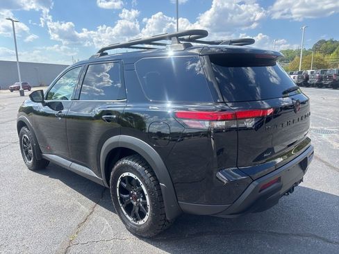 New 2026 Nissan Pathfinder Rock Creek w/ Rock Creek Premium Package AWD/4WD image 3