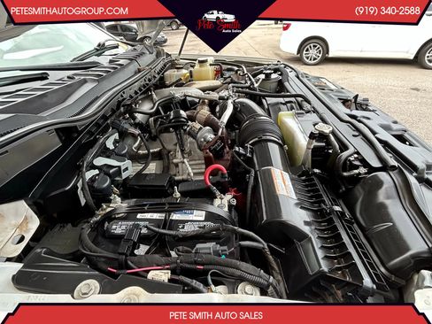 Used 2022 Ford F350 XL w/ Power Equipment Group image 34