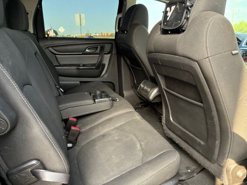 Used 2016 GMC Acadia SLE FWD image 26